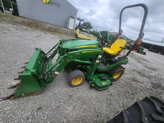 Image of John Deere 1025R equipment image 2