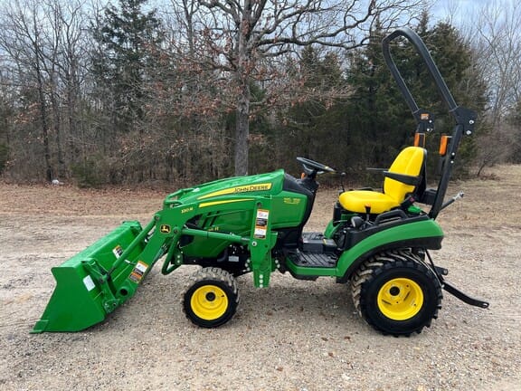 Main image John Deere 1025R