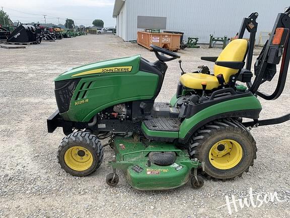 Image of John Deere 1025R equipment image 3