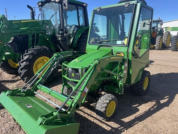 Image of John Deere 1025R equipment image 2