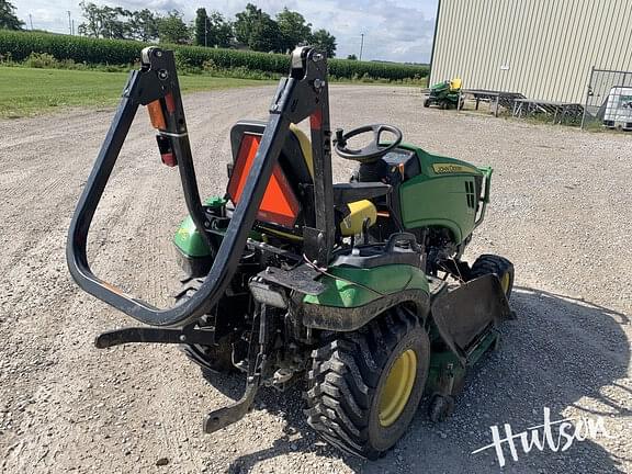 Image of John Deere 1025R equipment image 3