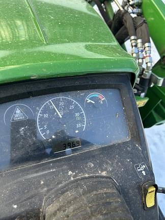 Image of John Deere 1025R equipment image 4