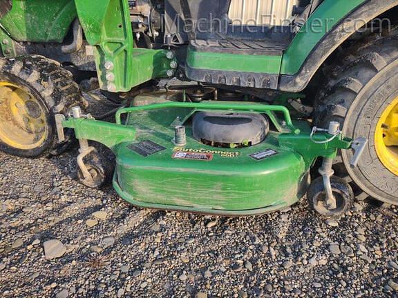 Image of John Deere 1025R equipment image 4