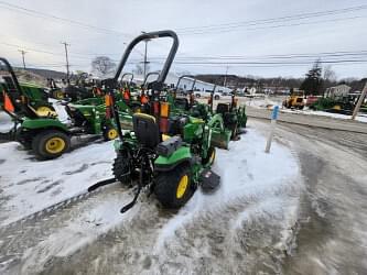 Image of John Deere 1025R equipment image 2