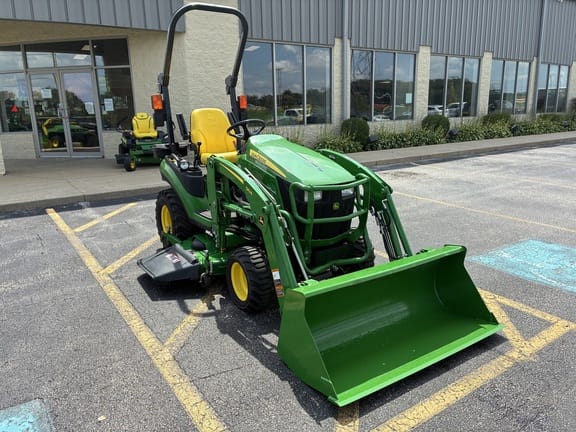 2018 John Deere 1025R Equipment Image0