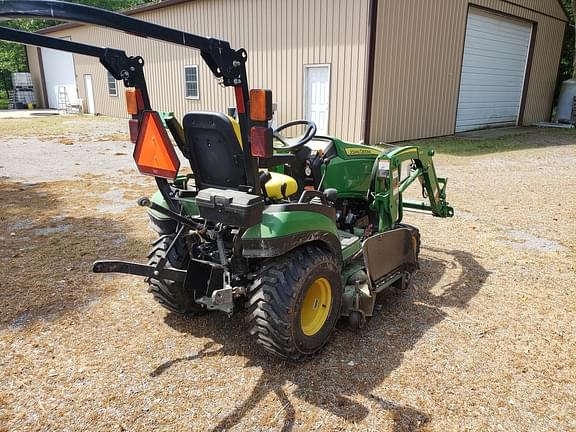 Image of John Deere 1025R equipment image 2