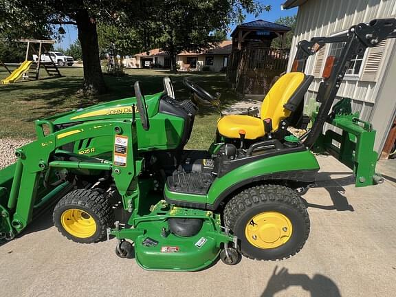 Image of John Deere 1025R equipment image 4