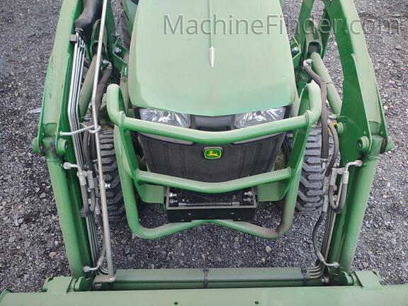 Image of John Deere 1025R equipment image 3