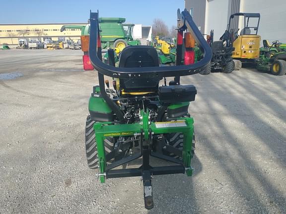 Image of John Deere 1025R equipment image 1