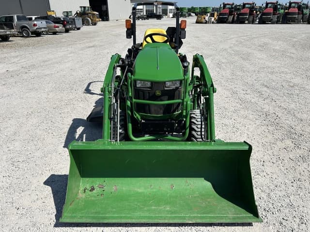 Image of John Deere 1025R equipment image 4