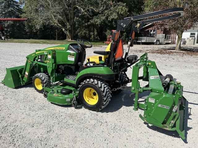 Image of John Deere 1025R equipment image 2