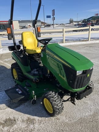 Image of John Deere 1025R equipment image 2