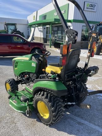 Image of John Deere 1025R equipment image 1