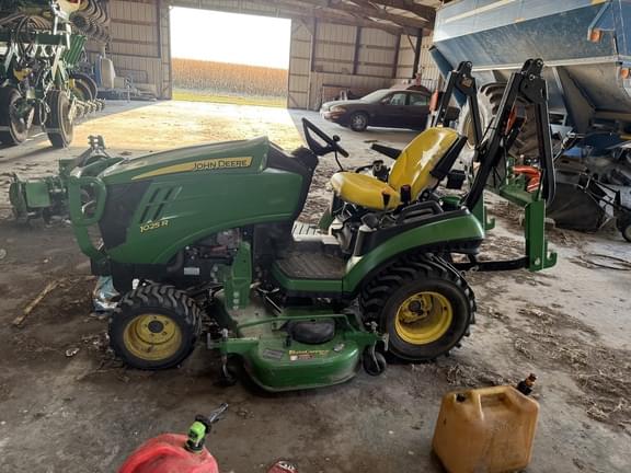 Image of John Deere 1025R equipment image 1