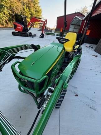 Image of John Deere 1025R equipment image 4