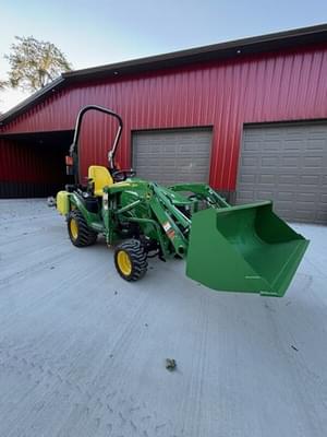 2018 John Deere 1025R Image