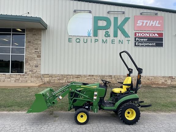 Image of John Deere 1025R equipment image 1