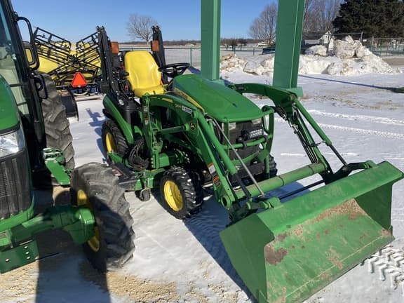 Image of John Deere 1025R equipment image 2