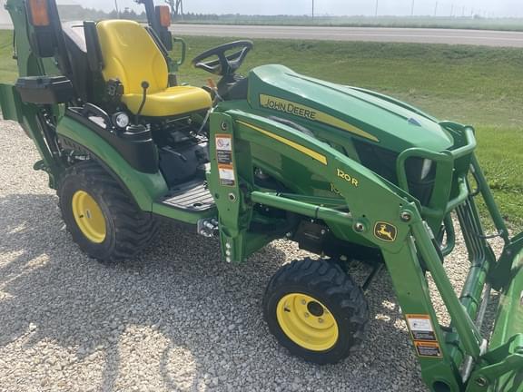 Image of John Deere 1025R equipment image 2