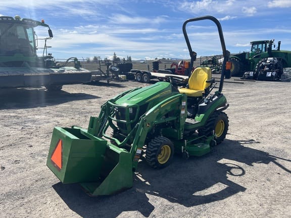 2018 John Deere 1025R Equipment Image0