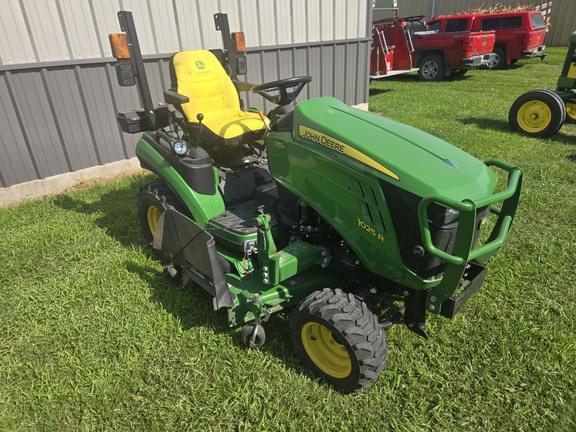 Image of John Deere 1025R equipment image 1