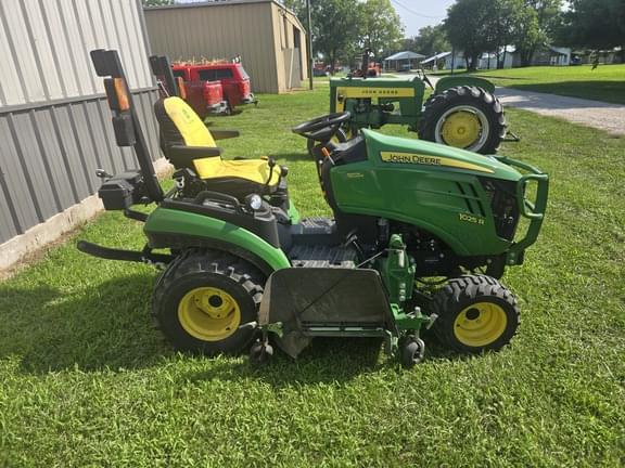 Image of John Deere 1025R equipment image 2