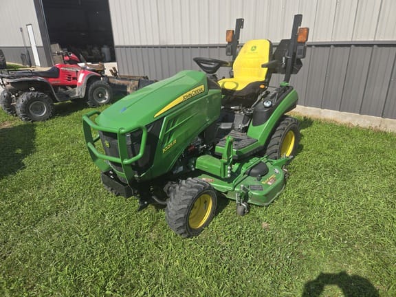 2018 John Deere 1025R Equipment Image0