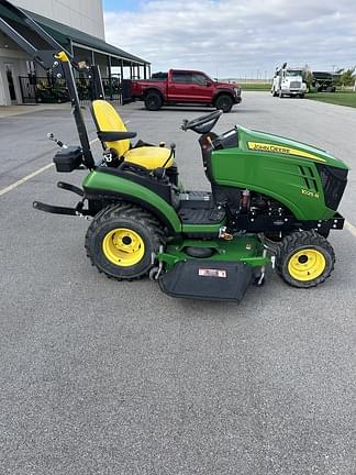 Image of John Deere 1025R equipment image 3