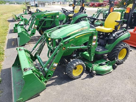 Image of John Deere 1025R equipment image 4