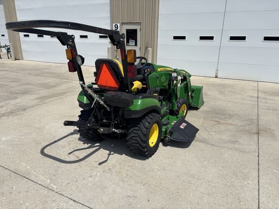 Image of John Deere 1025R equipment image 1