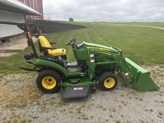 Image of John Deere 1025R equipment image 3