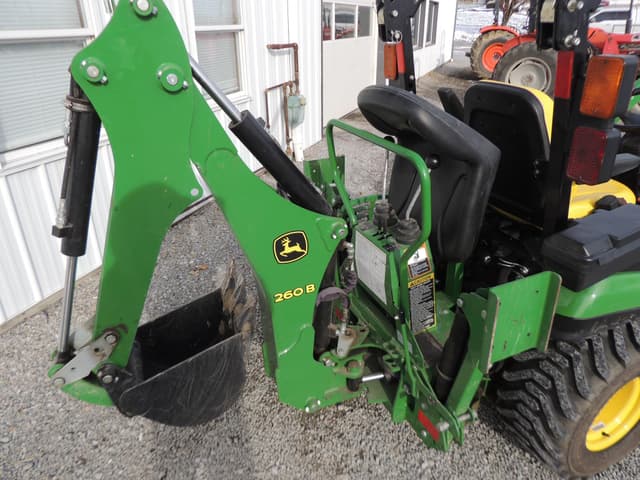 Image of John Deere 1025R equipment image 4