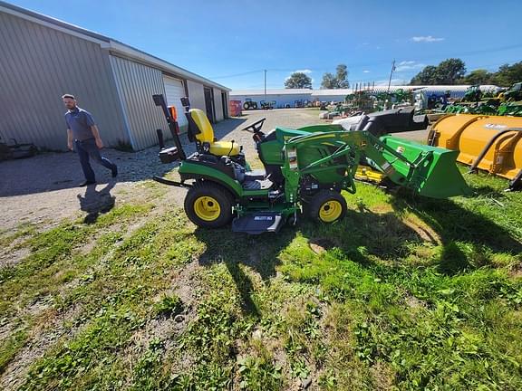 Image of John Deere 1025R equipment image 3