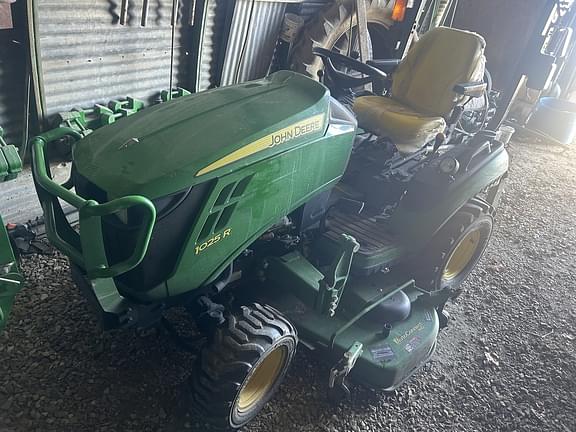 Image of John Deere 1025R Primary image