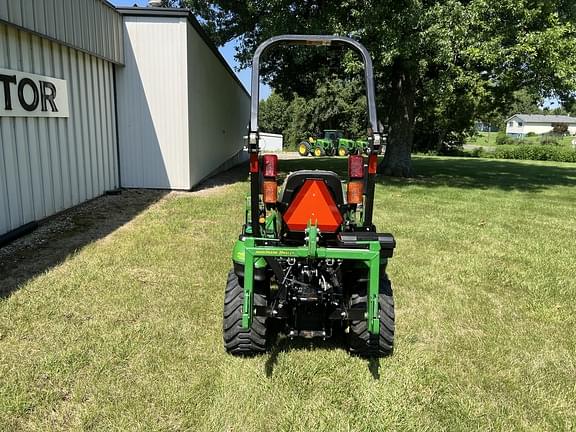 Image of John Deere 1025R equipment image 4