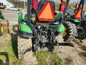 Image of John Deere 1025R equipment image 4