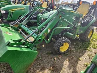 Image of John Deere 1025R equipment image 1