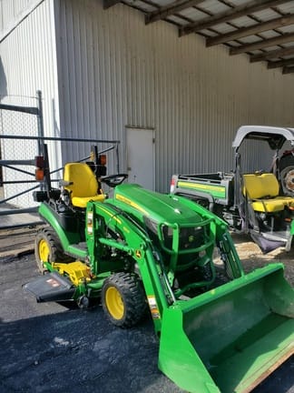 Main image John Deere 1025R