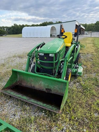 2018 John Deere 1025R Equipment Image0
