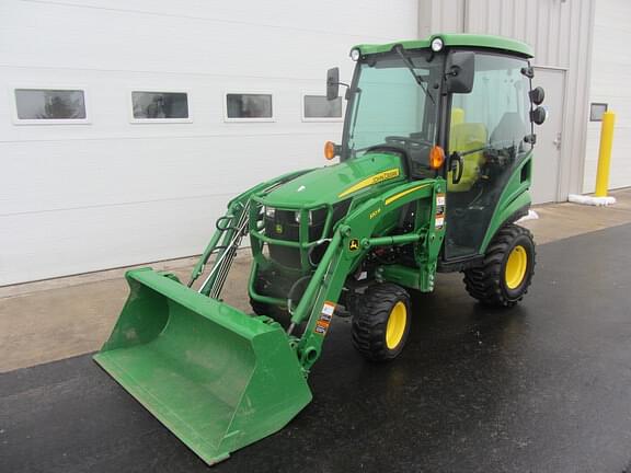 Image of John Deere 1025R equipment image 1