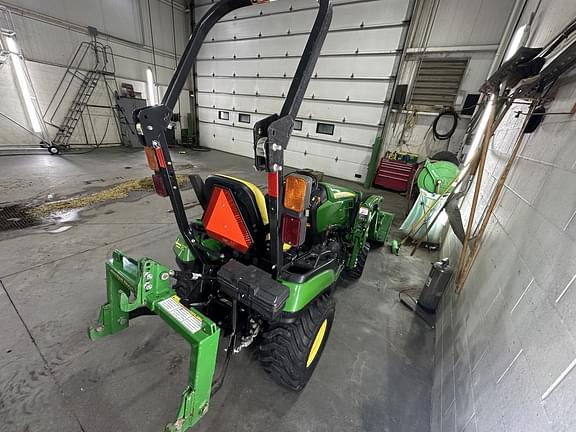 Image of John Deere 1025R equipment image 4