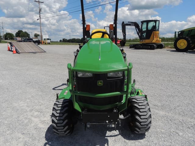 Image of John Deere 1025R equipment image 4