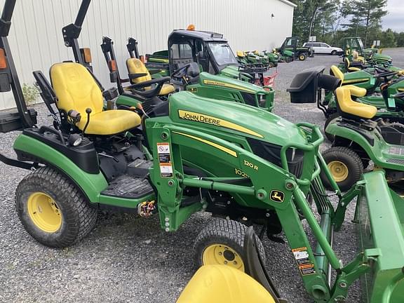 Image of John Deere 1025R equipment image 4