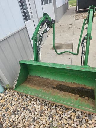 Image of John Deere 1025R equipment image 4