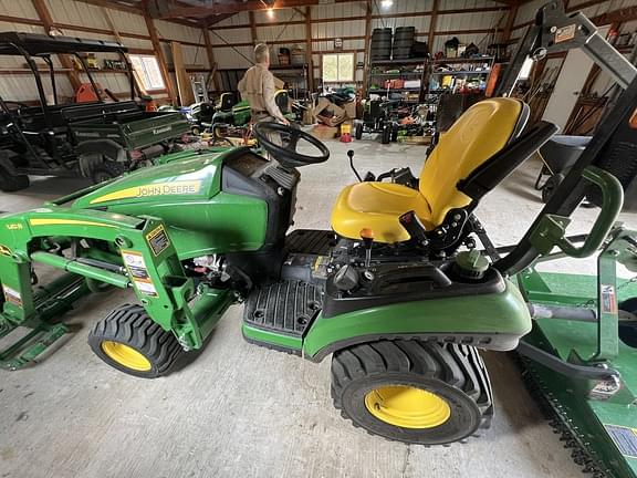 Image of John Deere 1025R equipment image 4