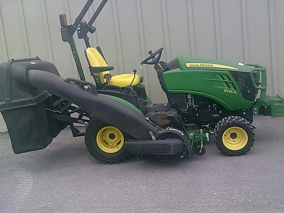 Image of John Deere 1025R equipment image 1