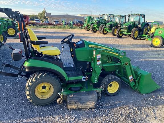 Image of John Deere 1025R equipment image 2