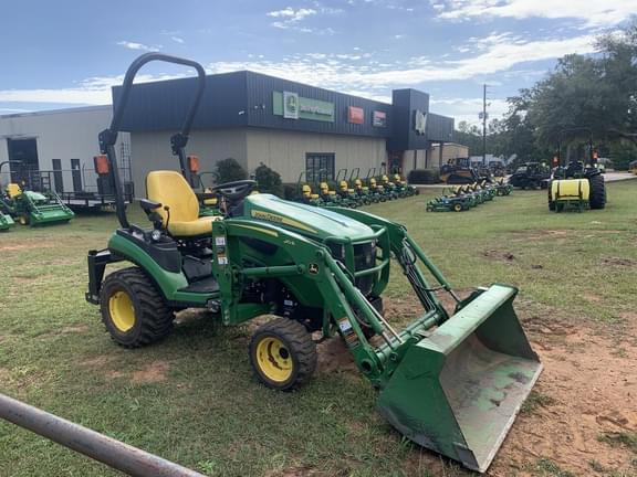 Image of John Deere 1025R equipment image 2