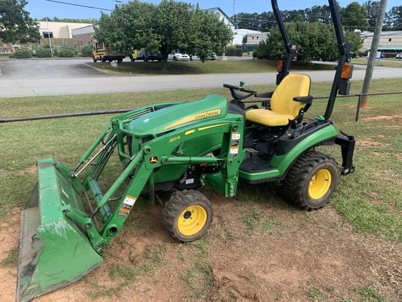 Image of John Deere 1025R Primary image