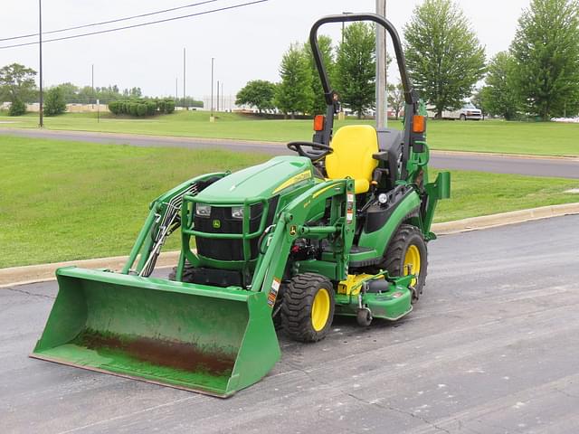 Image of John Deere 1025R equipment image 1